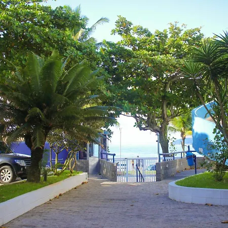 FRENTE PRO MAR - A - Praia do Tombo - Beachfront-2